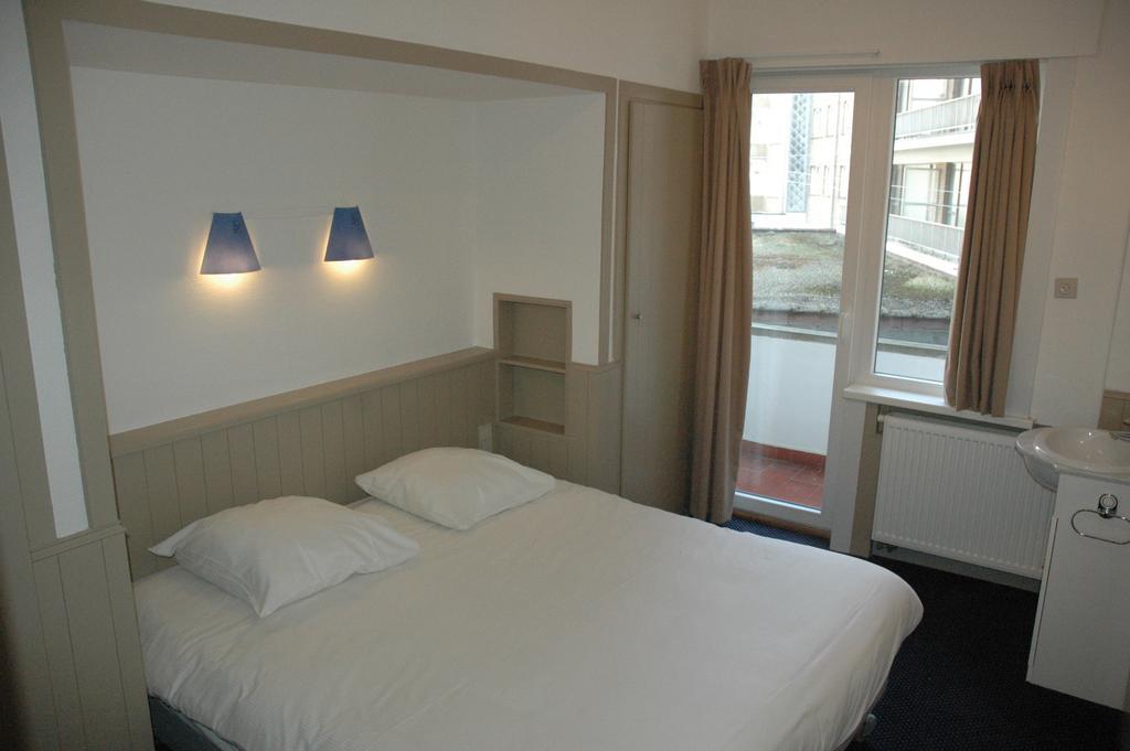 Residentie Sweetnest Met Hotelservice A La Carte Knokke-Heist Oda fotoğraf